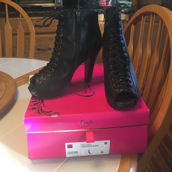 Candie's Shoes - CANDIES OPEN TOE HEELS