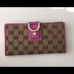 Gucci Abbey wallet