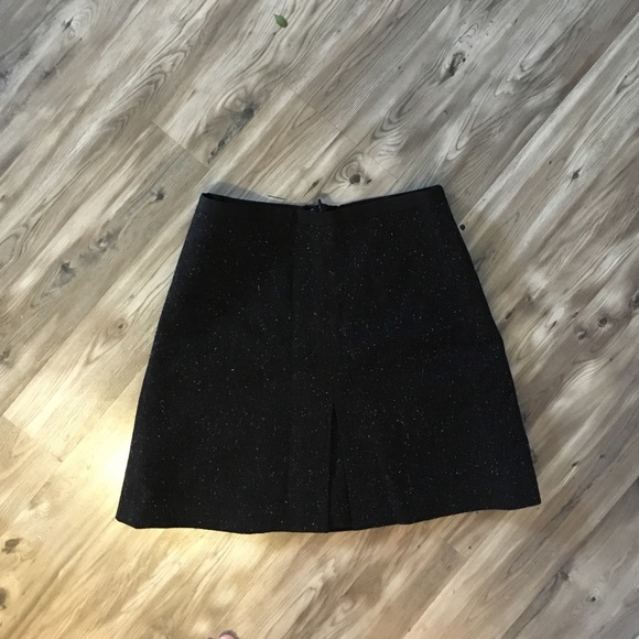 Wool/polyester h&m skirt.