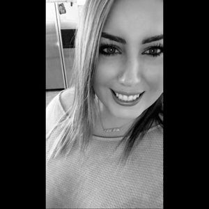 Meet your Posher, Devan