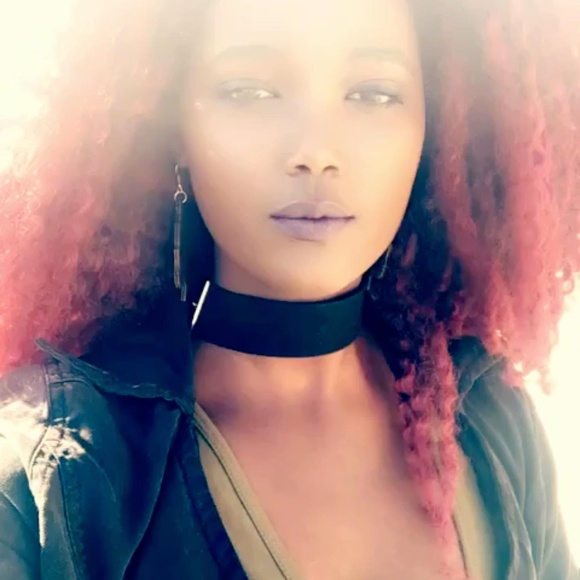 Meet your Posher, Musabey