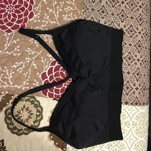 Lululemon black sports bra size 4