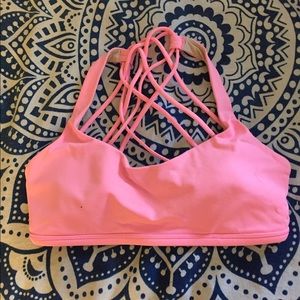 Lululemon sports bra size 4