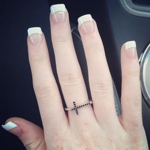 ❌SOLD❌ Black Diamond Cross Ring
