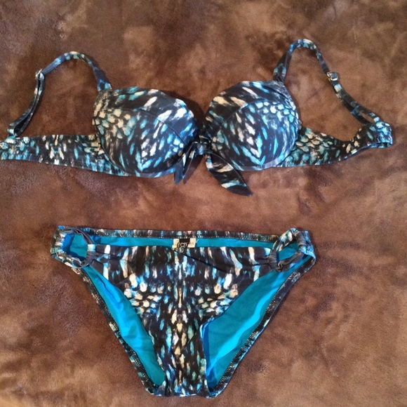 BECCA Bikini with underwire Everything But Water