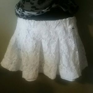 L Hollister white lace mini skirt