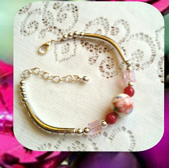 Flower beaded bangle bracelet