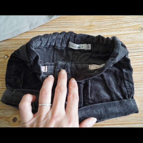 Cute T-shirt and Velvet Shorts Set, 6 months. - Picture 4 of 4