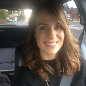 Meet your Posher, Maria