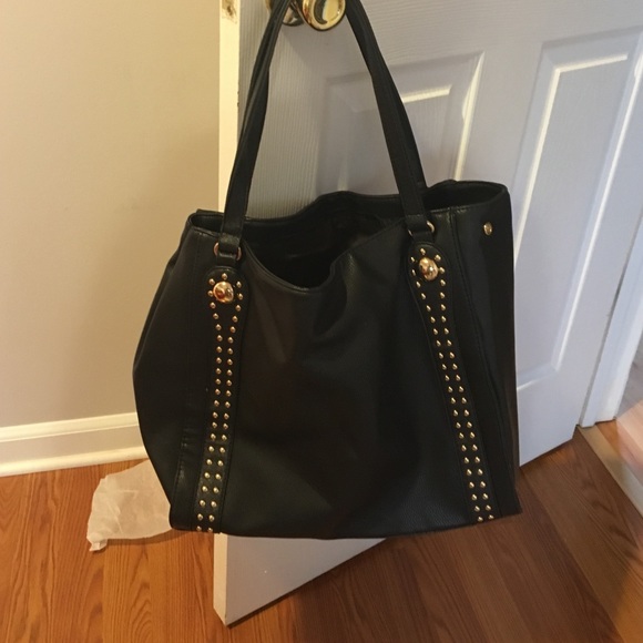 Black and gold tote!