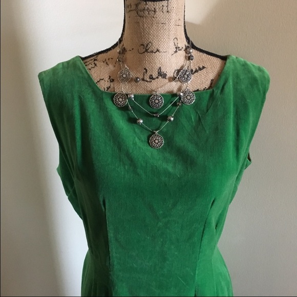Croft & Borrow Necklace