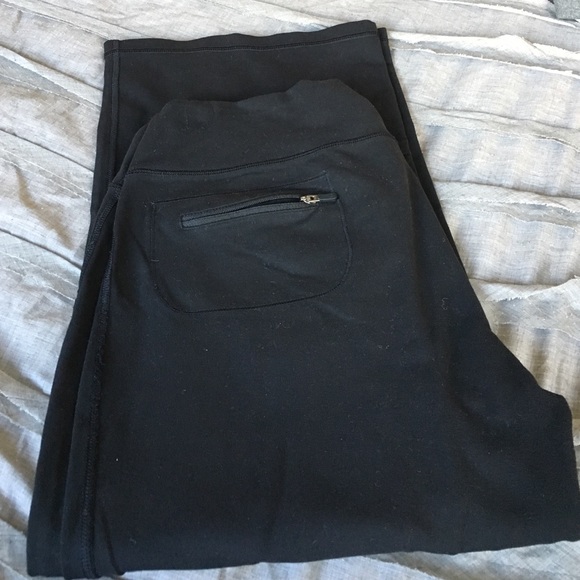 Lululemon Crop Flare Capris