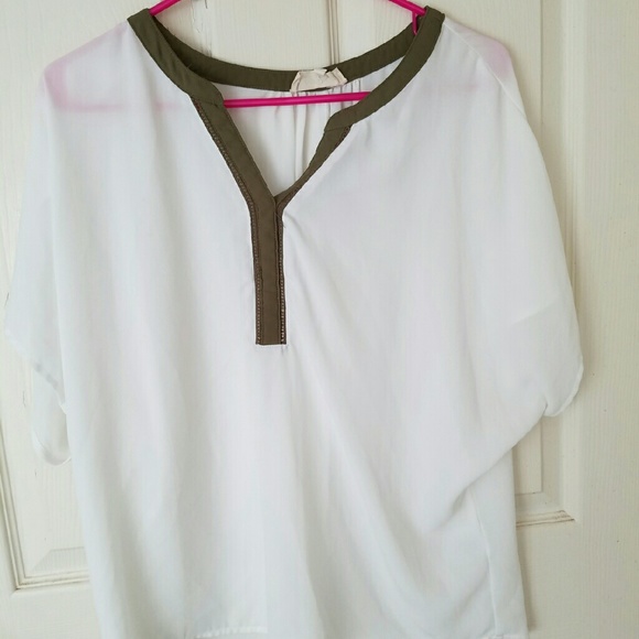 Blouse - Picture 3 of 4