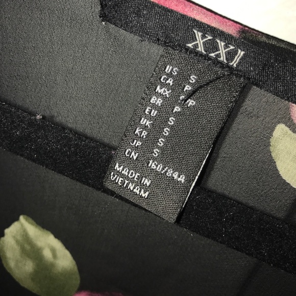 Forever 21 SHEER FLORAL Cardigan!! 🌸🌸😊😊 - Picture 2 of 4