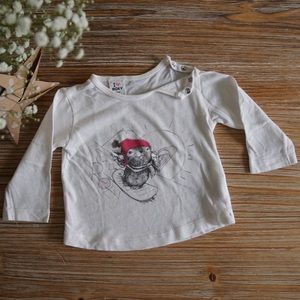 Cute Roxy T-shirt, size 12 months.