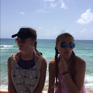 Meet your Posher, Carlee