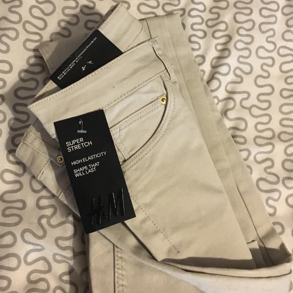 🎁🎉NWT Slim pants🎉🎁 - Picture 2 of 2