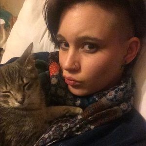 Meet your Posher, Eleanor