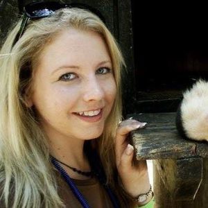 Meet your Posher, Janelle