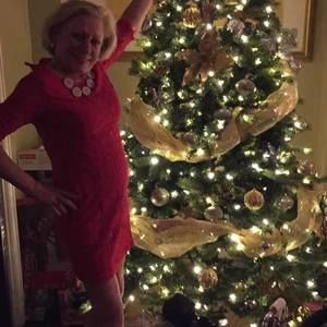 Meet your Posher, Leslie