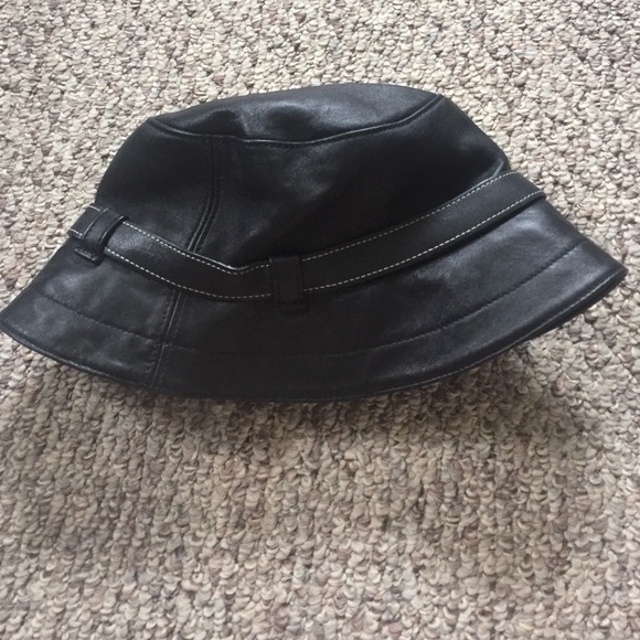 coach leather hat