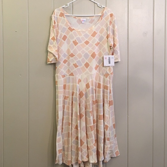 NWT LuLaRoe Nicole - XXXL - Diamonds