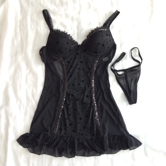 NWOT Black Chemise Thong Set Open Back Small 34B