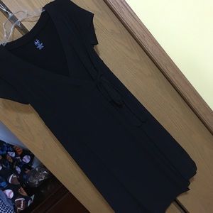 Black simple maternity dress