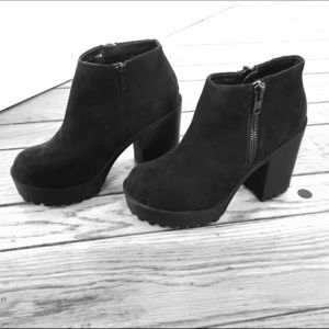Black chunky heel booties