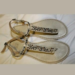 Frye Bedazzled Ivory T-Sandals size 10B