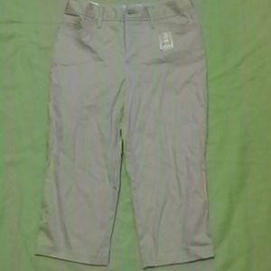 St. John's Bay Khaki Capris