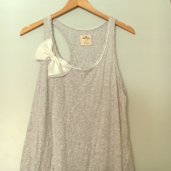 Hollister Tops - Cute Hollister tank