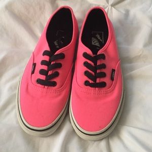 Closet Closing 3-01 Brand New Pink Vans