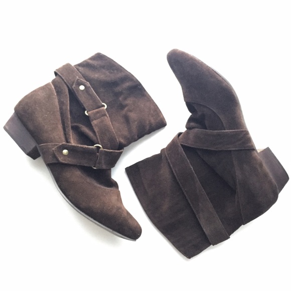 🔹Forever 21🔹suede ankle boots