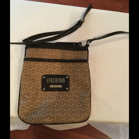 Guess Cross Body