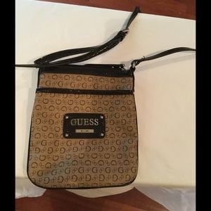 Guess Cross Body