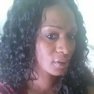 Meet your Posher, Doreena