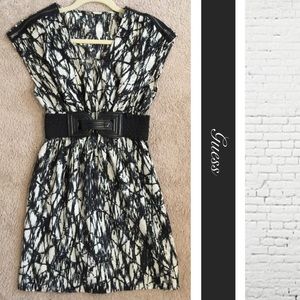 {EUC} Guess | Zipper Dress