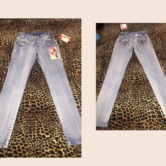 Butt lift jeans