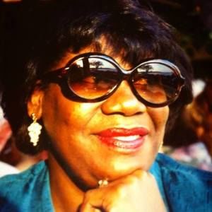 Meet your Posher, Bobbie