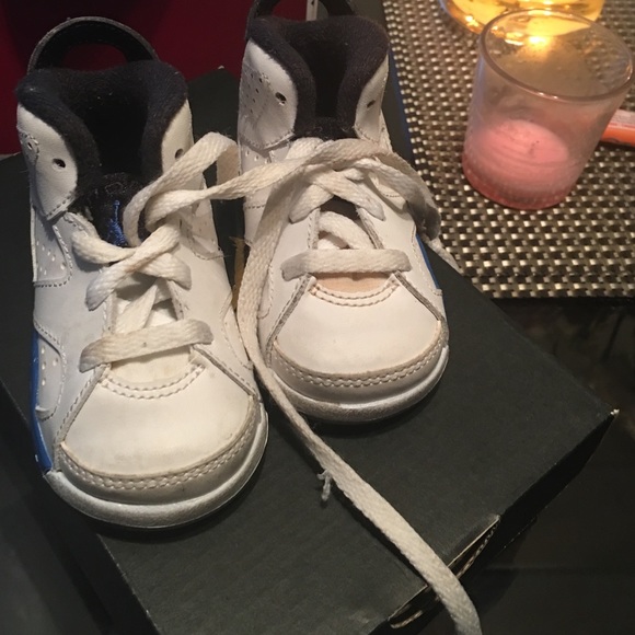 Walkers Jordan size 4c
