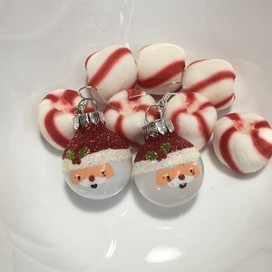Earrings Santa Glass and Glitter Ornament 1"x2"