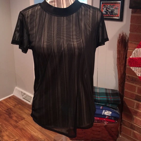 🎄Sheer short sleeve top🎄