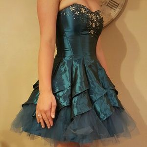 Teal homecoming/prom dress