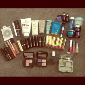 Beauty bundle over 44 pieces