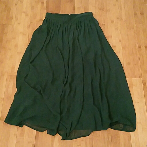 Green Pleated Midi Skirt SZ XS
