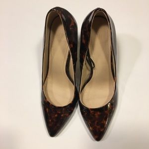 H&M Shoes - Patent Tortoise Shell Pointed Pumps H&M Shoes - Patent Tortoise Shell Pointed Pumps
