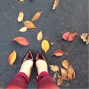H&M Shoes - Patent Tortoise Shell Pointed Pumps H&M Shoes - Patent Tortoise Shell Pointed Pumps