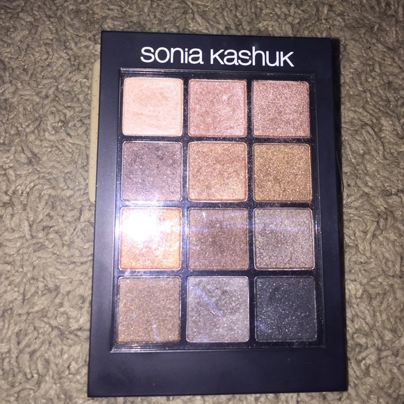 Sonia kashuk eye on neutral shimmer palette