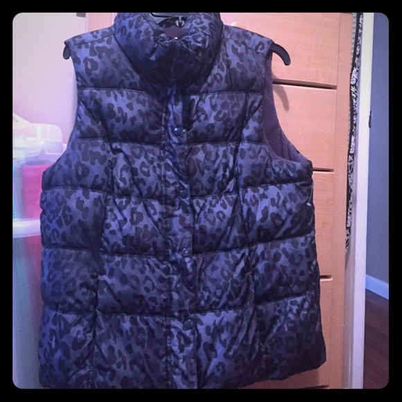 Old Navy animal print vest